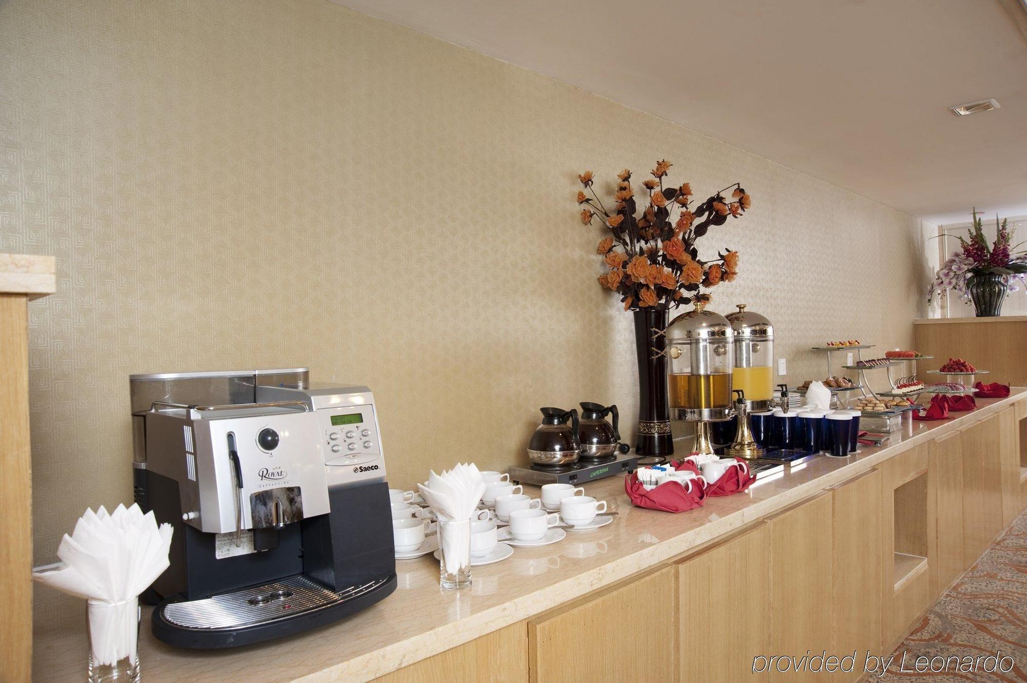 Holiday Inn Beijing Downtown Restaurant photo